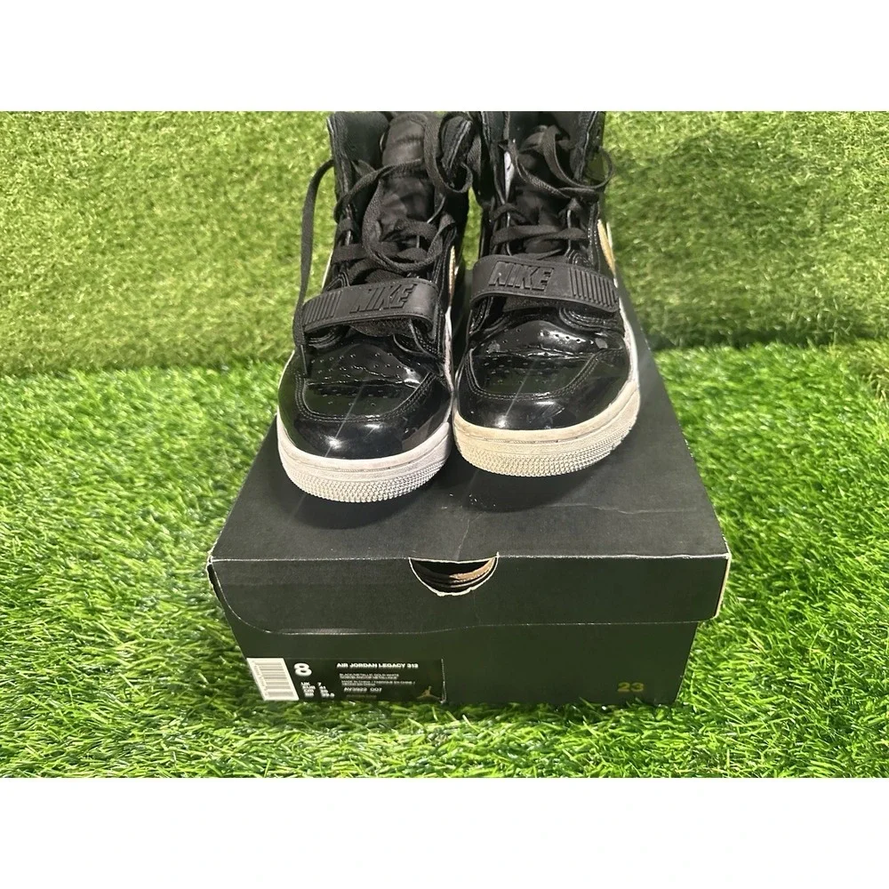 Nike Air Jordan Legacy 312 Black Gold Patent Mens Size 8 AV3922-007 ORIGINAL Box